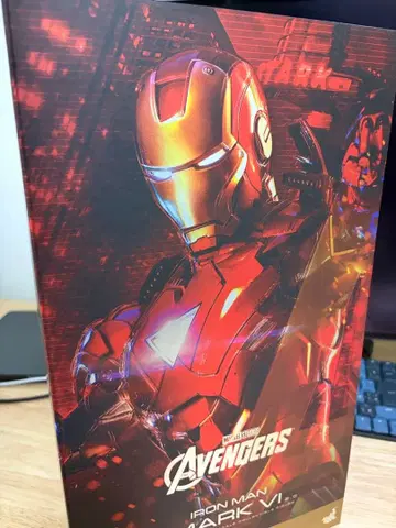 핫토이즈 [ DIECAST ] 아이언맨 마크6 ( 2.0판)