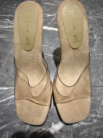 KRIS K. 크리스케이 클리어 웨지 우드 샌들