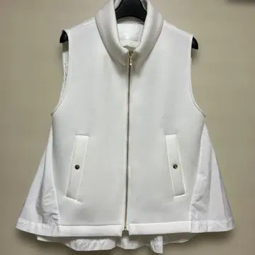 루샤르테/화이트 집업 베스트