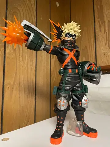 나의 히어로 아카데미아 바쿠고 카츠키 피규어 1번 복권