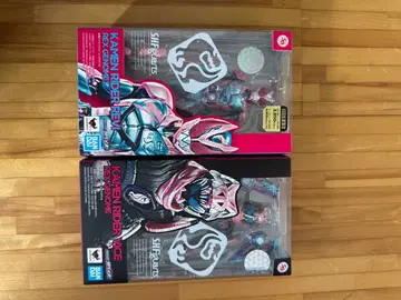 SHFiguarts 가면라이더 리바이스 피규어 세트