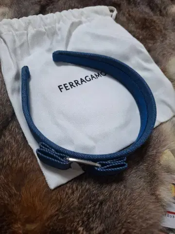 FERRAGAMO 데님 헤어밴드 머리띠