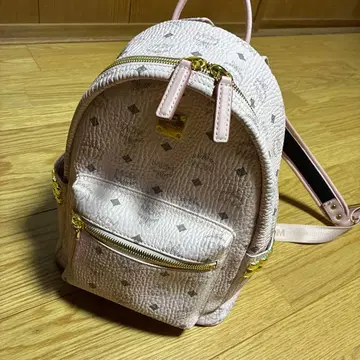 핑크 스터드 장식 백팩 mcm