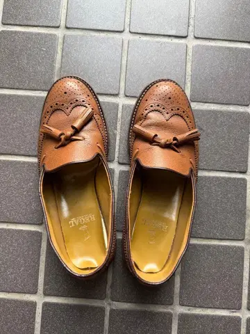 Regal 브라운 가죽 로퍼 윙팁