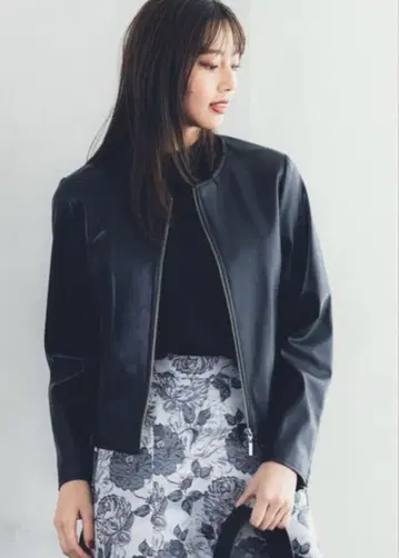 Andemiu 페이크 레더 자켓