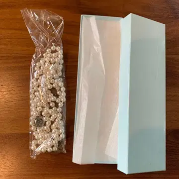 진주 롱 목걸이 장식적인 잠금장치 포함