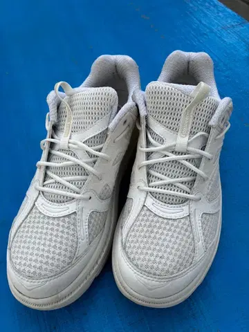 호카 오네 오네 x 엔지니어드 가먼츠 별주 US8