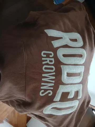 RODEO CROWNS WIDE BOWL 후드티
