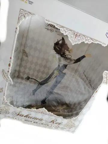 사쿠마 레이 중국 한정판 피규어