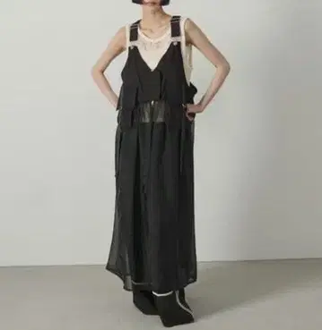 미사용 새상품 AIC. 아이시 택티컬 베스트 오간자 점프 스커트