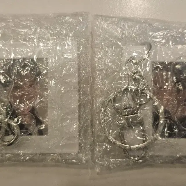 미개봉)아리랑 포토키링 양도합니다(제이홉/알엠)