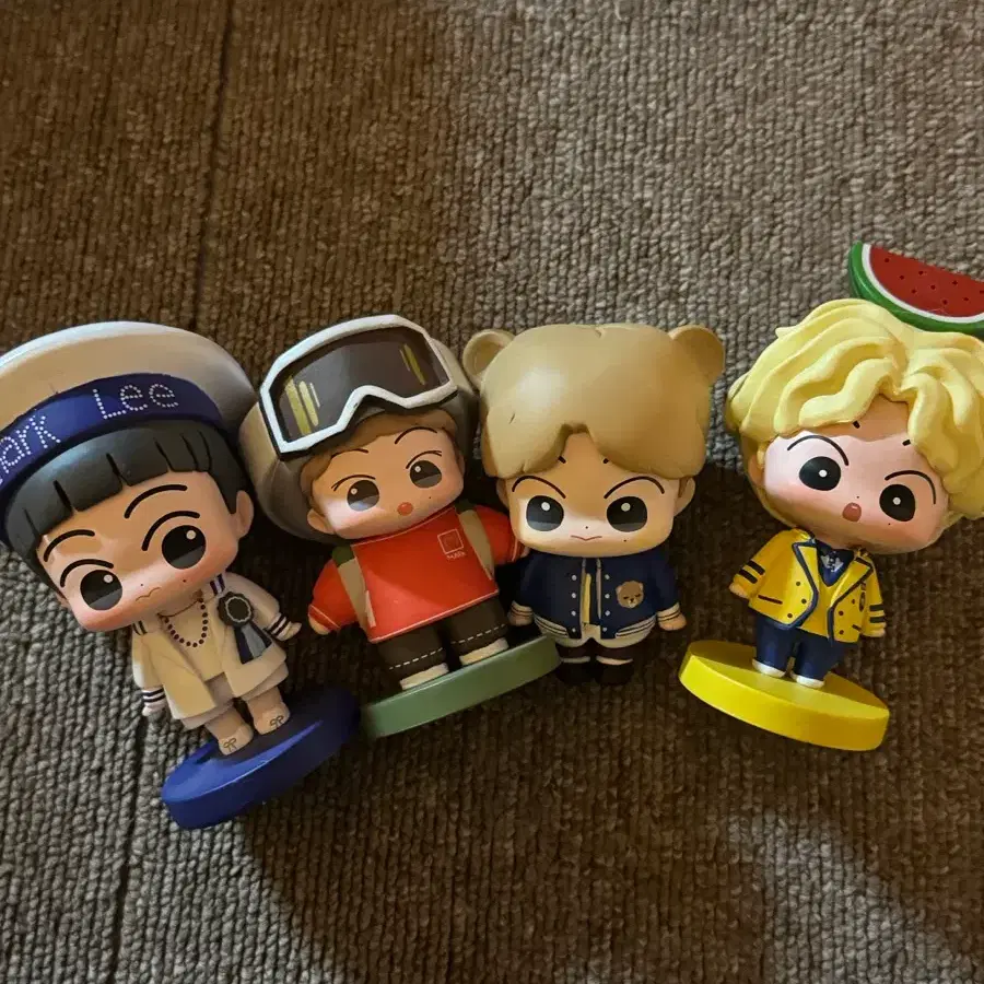 Nct Mark md Keyring (Paprika) + The Firstfruit Album | Bunjang Global