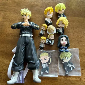 도쿄 리벤져스 피규어 등 묶음 판매