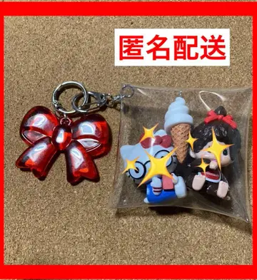 가챠 파우치 키링 헬로키티 몬치치 리본 소프트 아이스크림