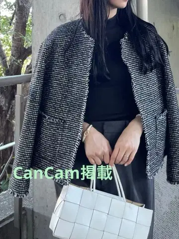 CanCam 게재 UNIQLO 노카라 트위드 자켓 블랙 계열
