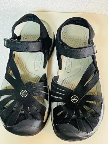 KEEN 블랙 샌들 여성용