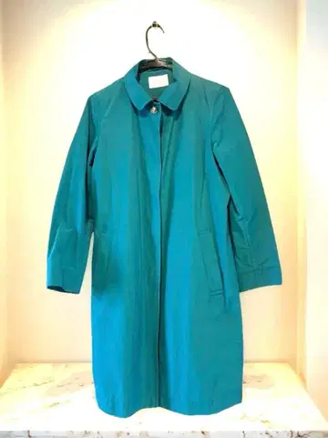 뷰티앤유스 유나이티드 애로우즈 발수 스탠 칼라 터키석 새상품급