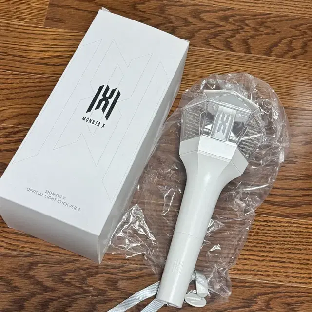 몬스타엑스 응원봉 몬둥이 버전2,3