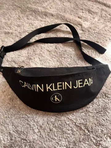 캘빈 클라인 진스 바디백