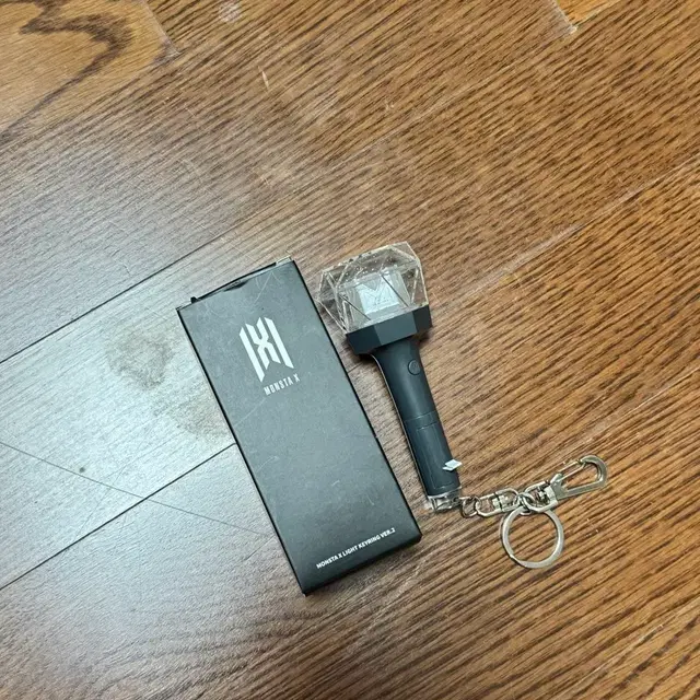 몬스타엑스 응원봉 키링