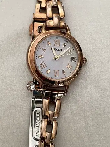 시티즌 Wicca 솔라 전파 시계