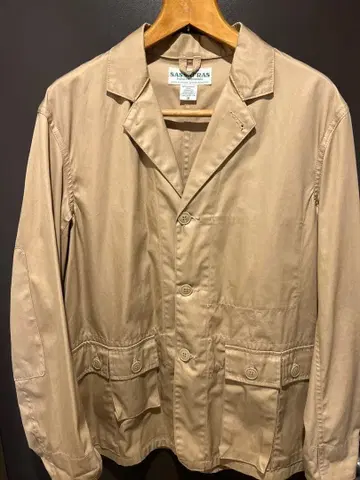 가격 인하했어요~ SASSAFRAS 베이지 버튼 달린 자켓 M