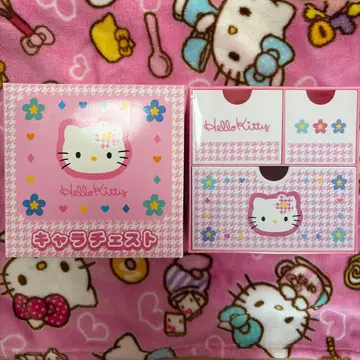 산리오 키티 카오하나 캐릭터 가슴 새상품