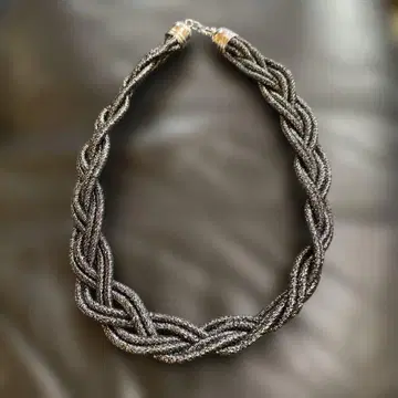 유품 정리 목걸이 할인 불가