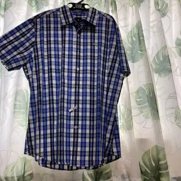 빅토리녹스 반팔 체크 셔츠 L/G 테일러드 핏