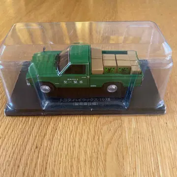 도요타 하이럭스 1978 미니카