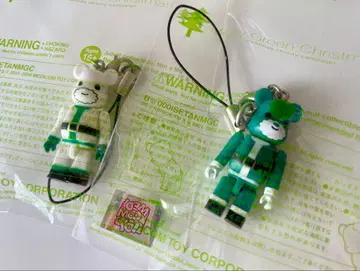 BE@RBRICK 50% 미츠코시 이세탄 화이트 그린색 스트랩 2점 세트