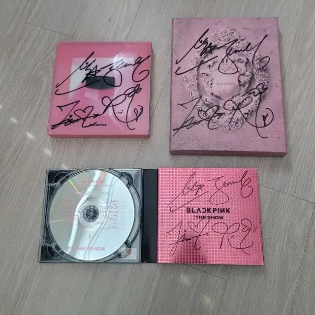 블랙핑크 친필 싸인 앨범 지수 제니 로제 리사 BLACKPINK SIGN