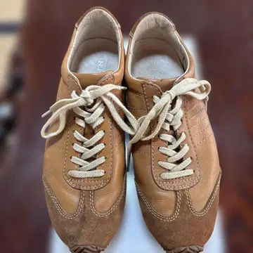 REGAL 브라운 가죽 스니커즈 23.5