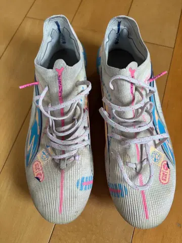 PUMA 스파이크 슈즈 화이트/핑크/블루