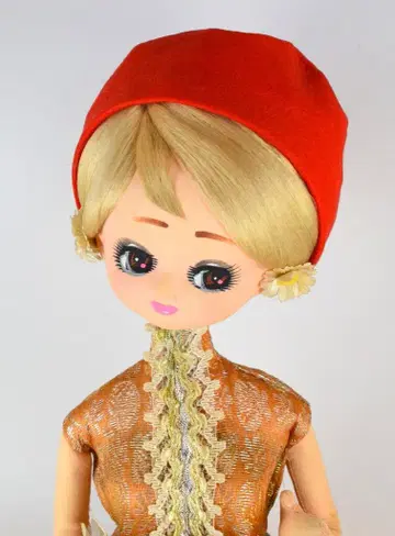 포즈 인형 (양장) 황금색 원피스