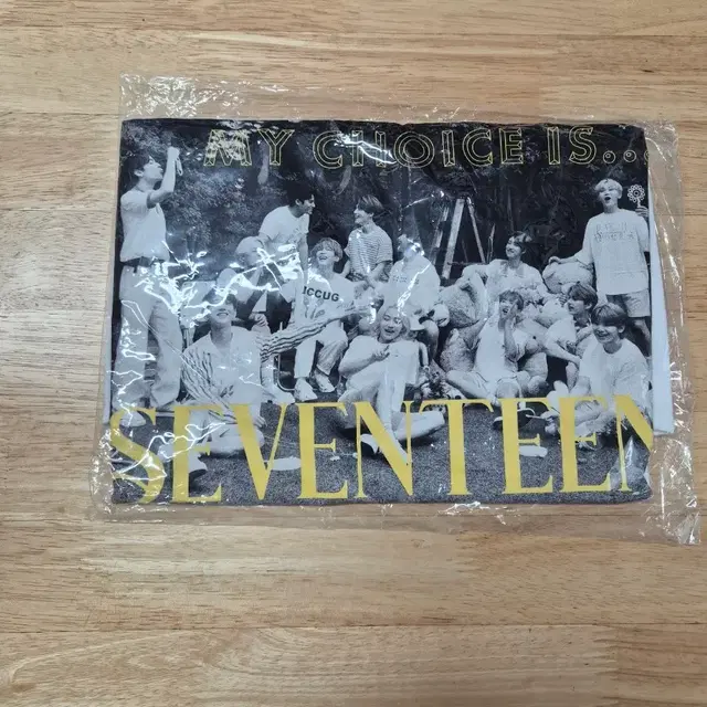 (미개봉)세븐틴 다이콘 티셔츠 원사이즈