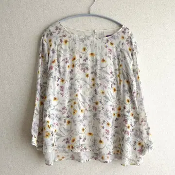 PARADIS TERRE 리버티 꽃무늬 티셔츠 블라우스