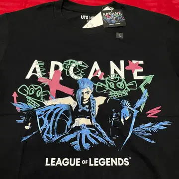 아케인 리그 오브 레전드 유니클로 T셔츠 UT L 사이즈