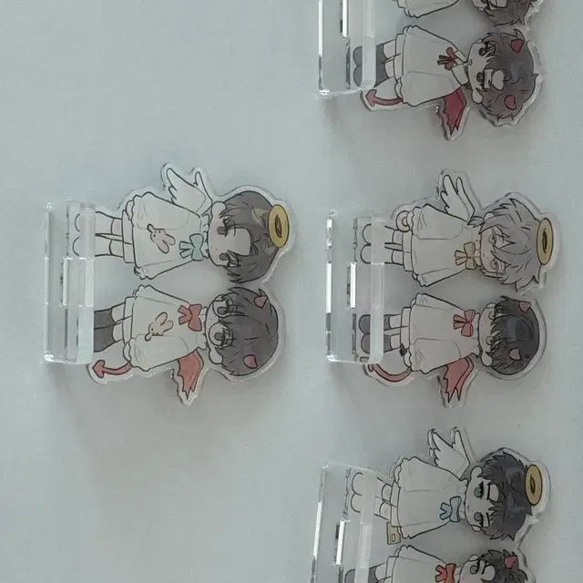 록키님 아크릴 스탠드(보호필름X) 일괄 원가 이하 양도합니다.