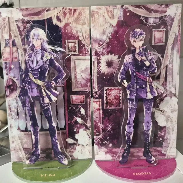 아이나나 8주년 아크릴스탠드 유키 모모 리바레