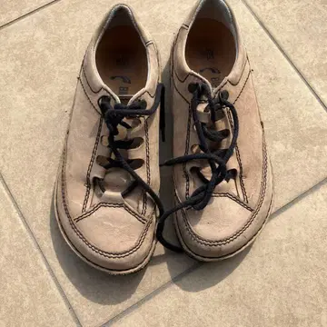 BIRKENSTOCK 베이지 레이스업 슈즈 36