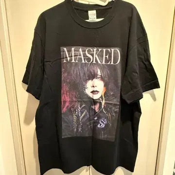 Azavana 료 MASKED2025 티셔츠