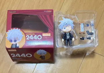 넨도로이드 2440 주술회전 고죠 사토루 수트ver.