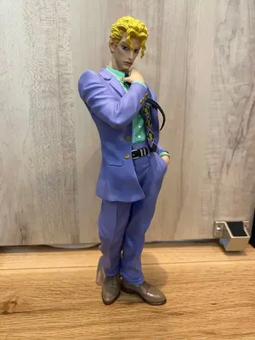 제일복권 죠죠 요시카게 키라 피규어