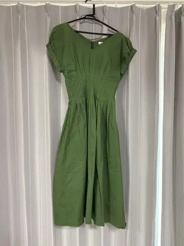 FRAY I.D 프레이 아이디 숏 퍼프 플레어 원피스