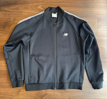 [ New Balance ] 블랙 집업 자켓 M