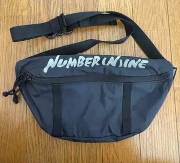 NUMBER NINE 바디백 블랙