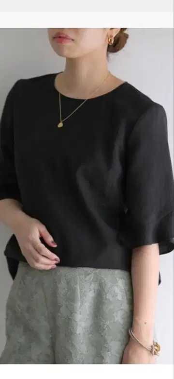 La Totalite 프릴 슬리브 블라우스 여성용