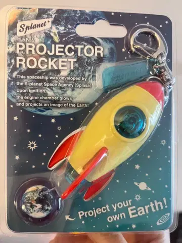 Dreams 키링 Earth 지구 로켓 프로젝터