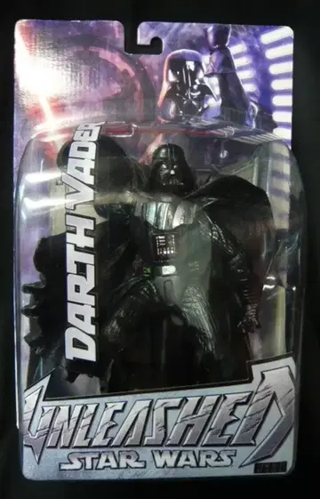HASBRO UNLEASHED DARTH VADER